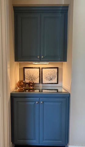 212 N Helix Avenue, Solana Beach, CA 92075