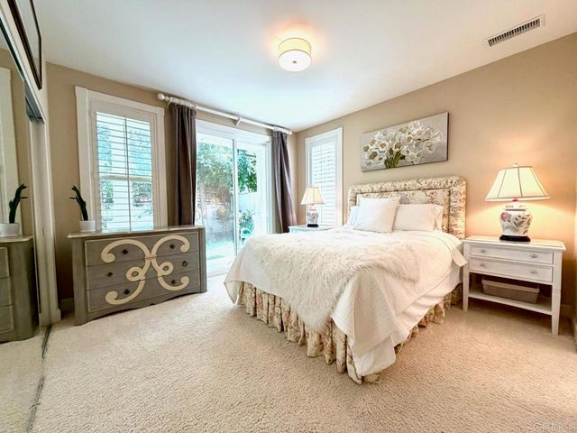 212 N Helix Avenue, Solana Beach, CA 92075