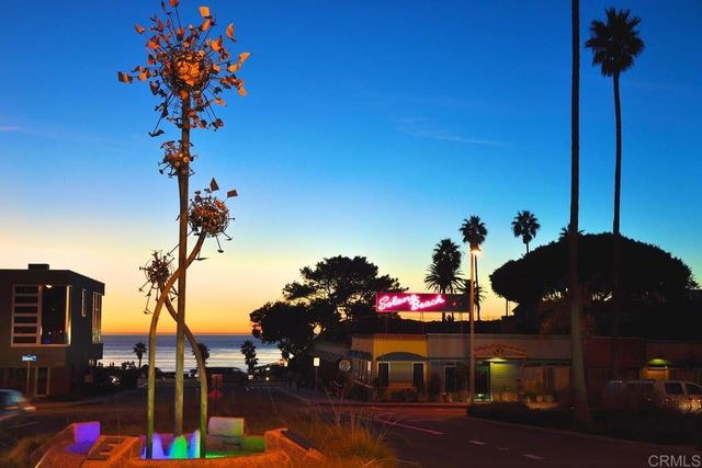 212 N Helix Avenue, Solana Beach, CA 92075