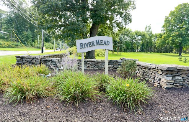 6 River Mead 6, Avon, CT 06001