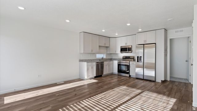 137 N GREEN RIVER RD, Saratoga Springs, UT 84045