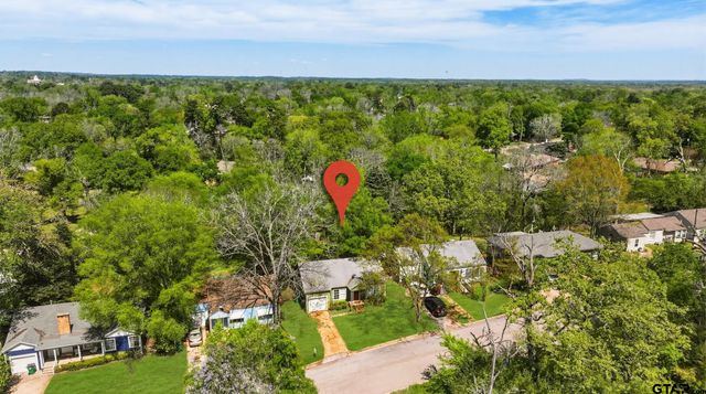 713 Highland Dr, Palestine, TX 75801