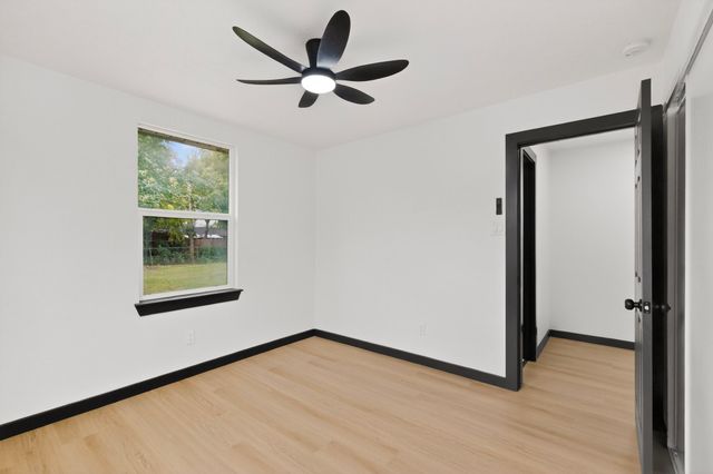 2518 Larry Drive, Dallas, TX 75228