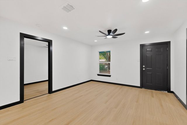 2518 Larry Drive, Dallas, TX 75228