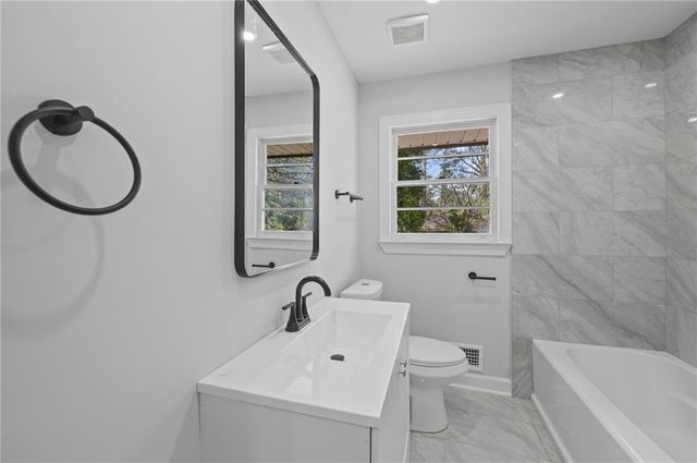 1815 Windsor SW Drive, Atlanta, GA 30311