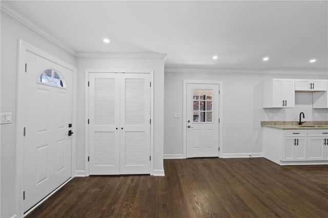 1815 Windsor SW Drive, Atlanta, GA 30311