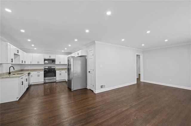 1815 Windsor SW Drive, Atlanta, GA 30311