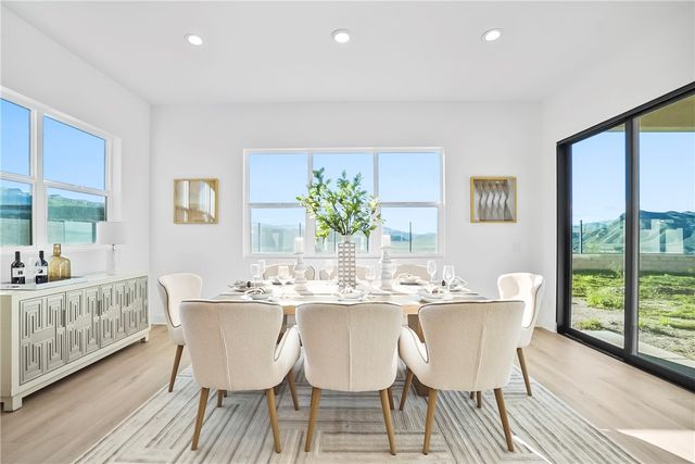 27392 Dialogue Way, Valencia, CA 91381