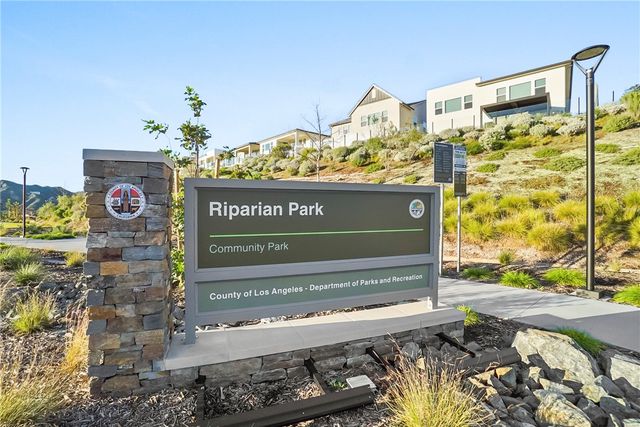 27392 Dialogue Way, Valencia, CA 91381