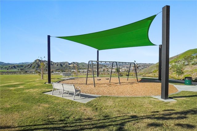 27392 Dialogue Way, Valencia, CA 91381