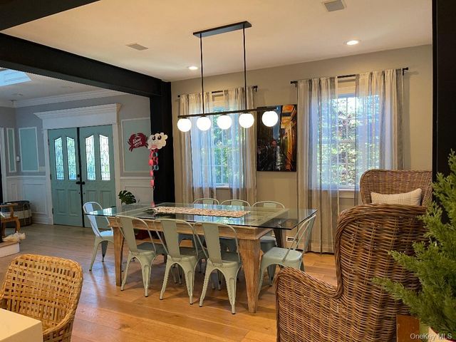88 Dutchess Boulevard, Atlantic Beach, NY 11509