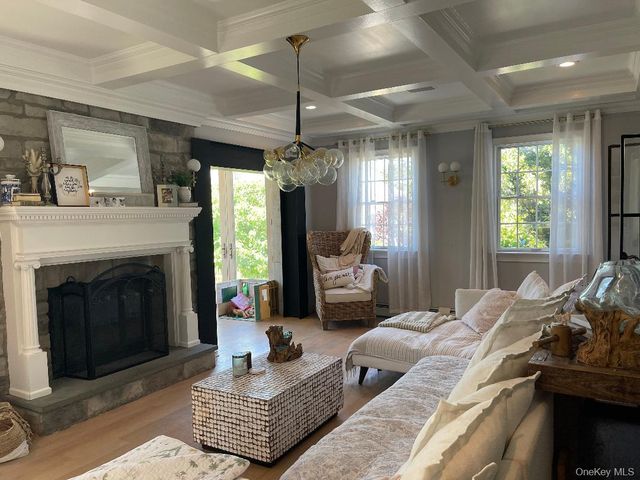 88 Dutchess Boulevard, Atlantic Beach, NY 11509
