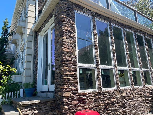 88 Dutchess Boulevard, Atlantic Beach, NY 11509