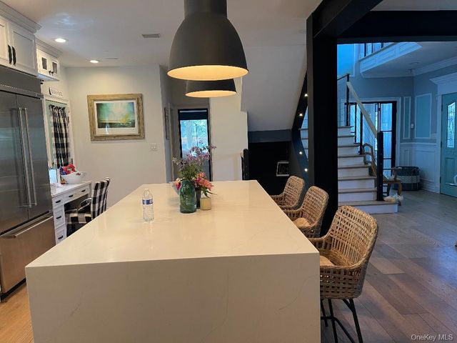 88 Dutchess Boulevard, Atlantic Beach, NY 11509