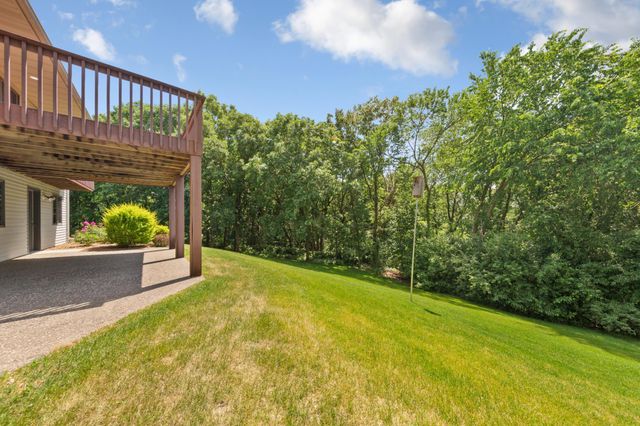 9327 Hillside Trail S, Cottage Grove, MN 55016