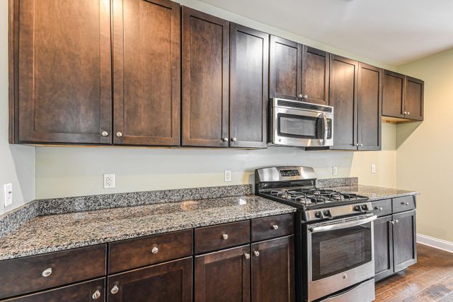 1055 Ashley Garden Boulevard, Charleston, SC 29414
