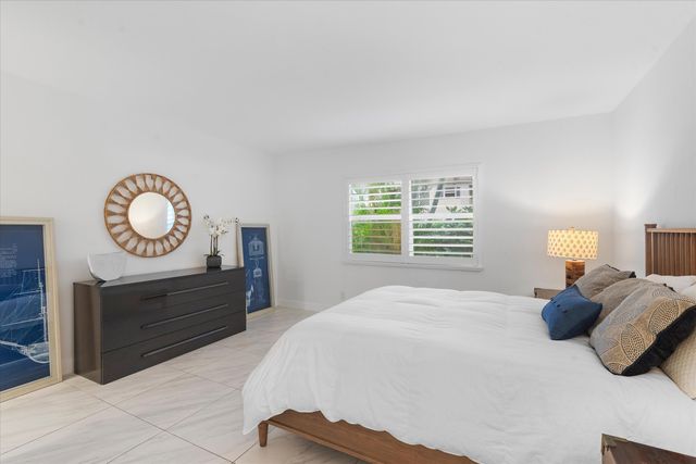 1015 Ingraham Avenue 9, Delray Beach, FL 33483