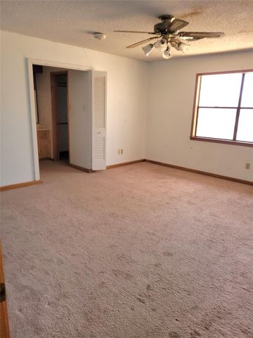 497 Fm 153, Smithville, TX 78957