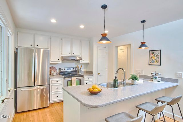 117 Ironwoods Drive, Chapel Hill, NC 27516