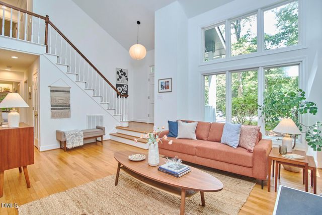 117 Ironwoods Drive, Chapel Hill, NC 27516