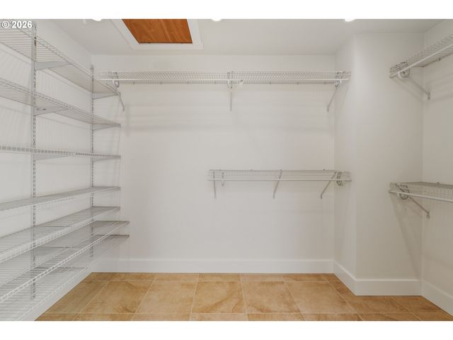 2747 GLEN HAVEN Rd, Lake Oswego, OR 97034