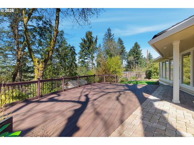 2747 GLEN HAVEN Rd, Lake Oswego, OR 97034