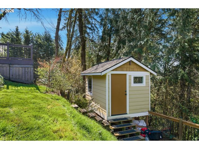 2747 GLEN HAVEN Rd, Lake Oswego, OR 97034