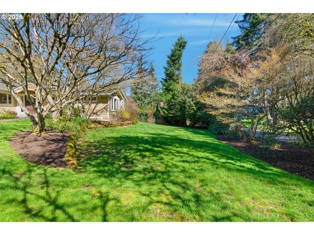 2747 GLEN HAVEN Rd, Lake Oswego, OR 97034