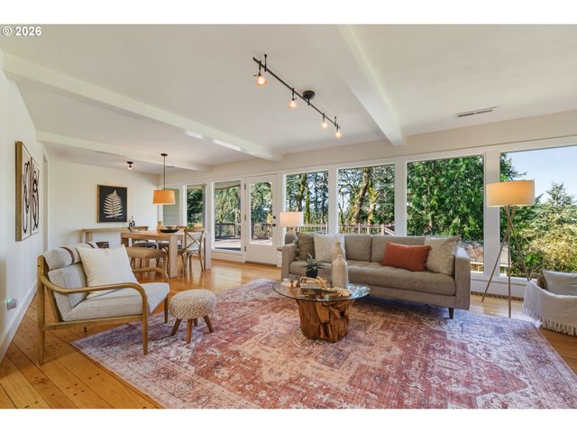 2747 GLEN HAVEN Rd, Lake Oswego, OR 97034