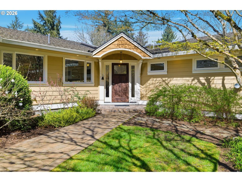 2747 GLEN HAVEN Rd, Lake Oswego, OR 97034