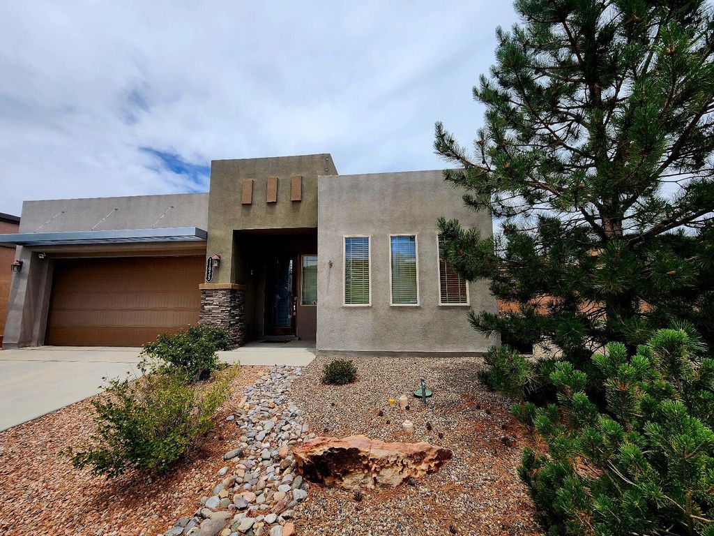 11935 Dahlia Avenue SE, Albuquerque, NM 87123