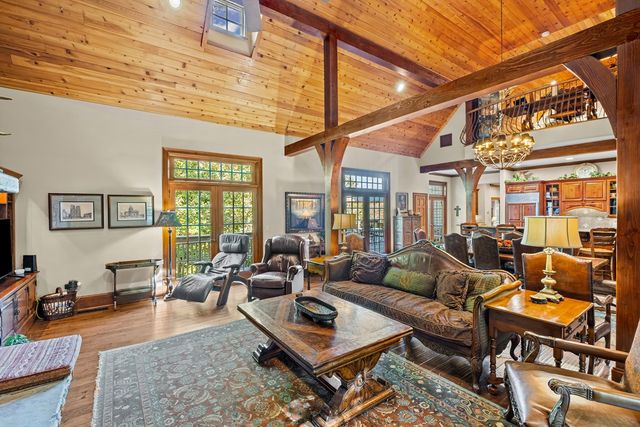 81 Flycatcher Point, Big Canoe, GA 30143