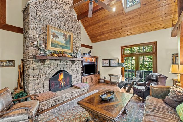 81 Flycatcher Point, Big Canoe, GA 30143