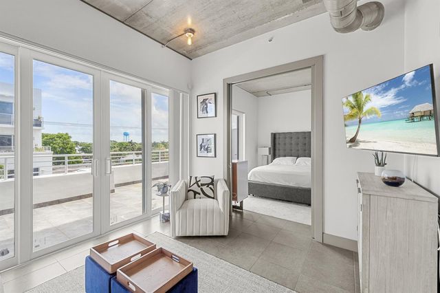 111 SE 2nd Street 302, Delray Beach, FL 33444
