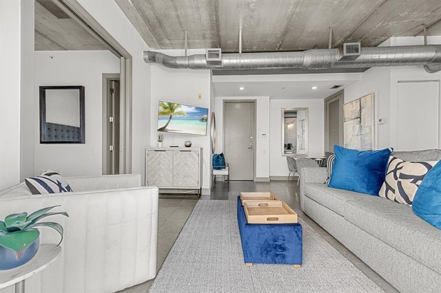 111 SE 2nd Street 302, Delray Beach, FL 33444