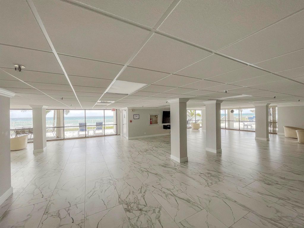 Image 18 of property listing at 3221 S Ocean Boulevard 501, Highland Beach, FL 33487