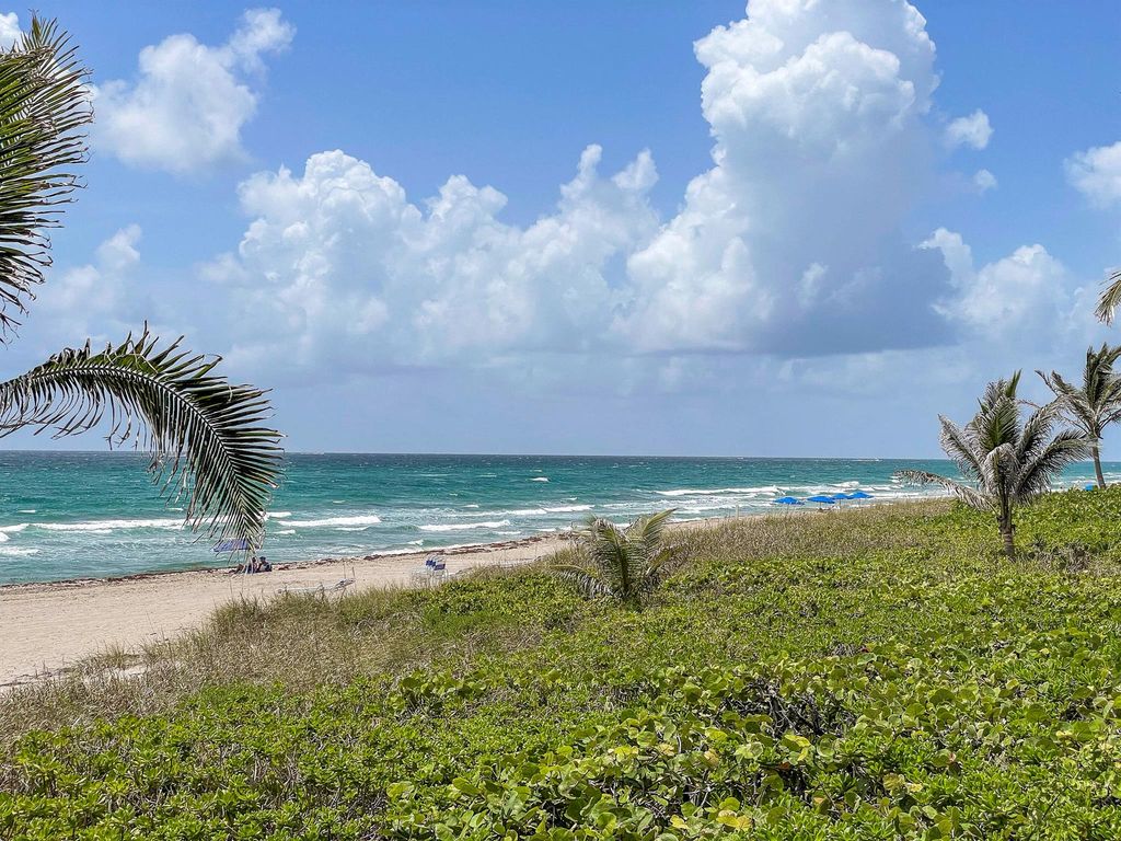 Image 24 of property listing at 3221 S Ocean Boulevard 501, Highland Beach, FL 33487