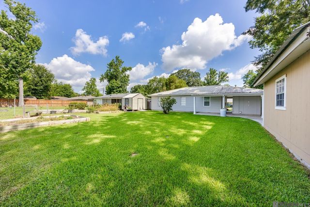 315 E Rome St, Gonzales, LA 70737