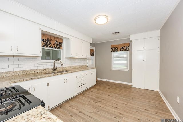 315 E Rome St, Gonzales, LA 70737