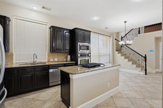 2310 Queen Morgan Lane, Lewisville, TX 75056