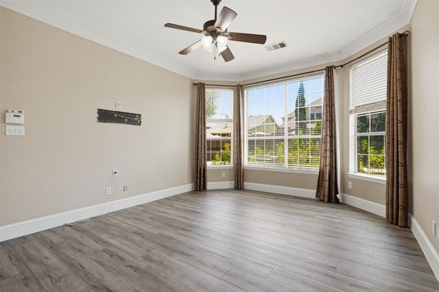 2310 Queen Morgan Lane, Lewisville, TX 75056