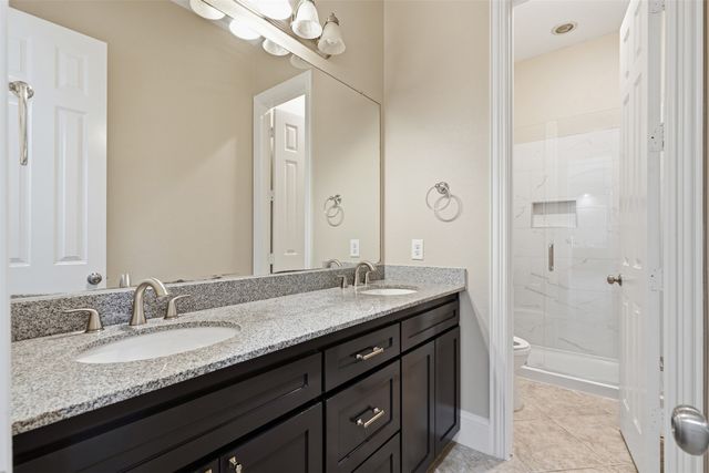 2310 Queen Morgan Lane, Lewisville, TX 75056