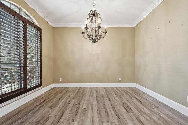 2310 Queen Morgan Lane, Lewisville, TX 75056
