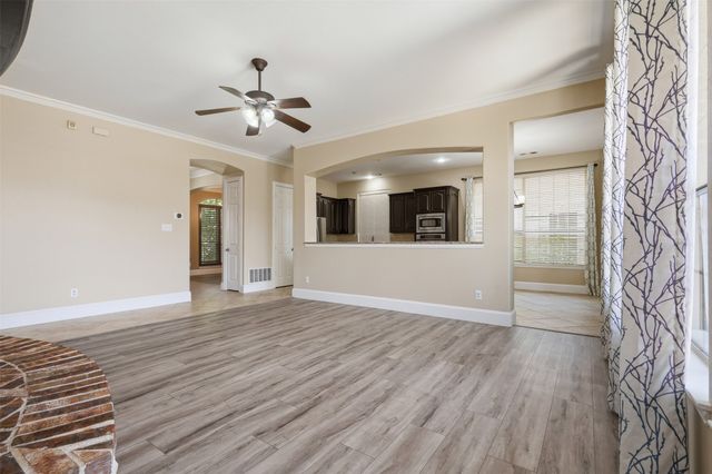 2310 Queen Morgan Lane, Lewisville, TX 75056