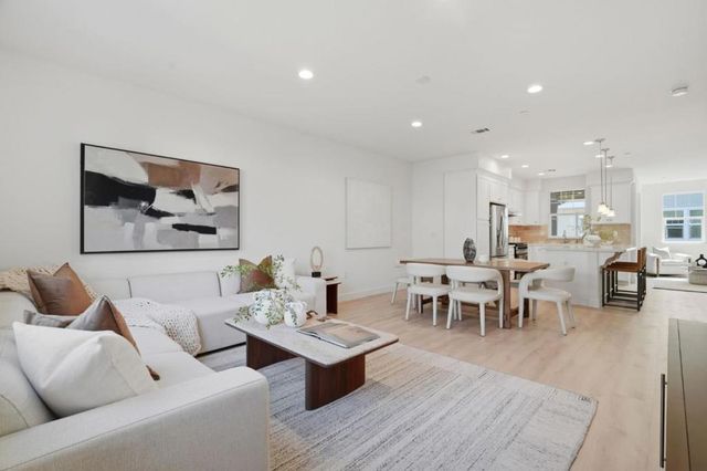 113 Lemmon Terrace, Sunnyvale, CA 94086