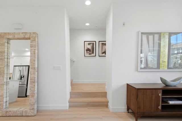 113 Lemmon Terrace, Sunnyvale, CA 94086