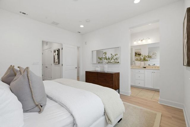 113 Lemmon Terrace, Sunnyvale, CA 94086