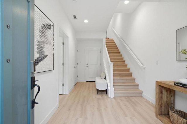 113 Lemmon Terrace, Sunnyvale, CA 94086