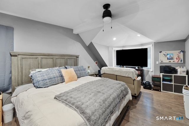 15 Corona Drive, Milford, CT 06460