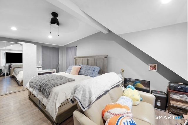 15 Corona Drive, Milford, CT 06460